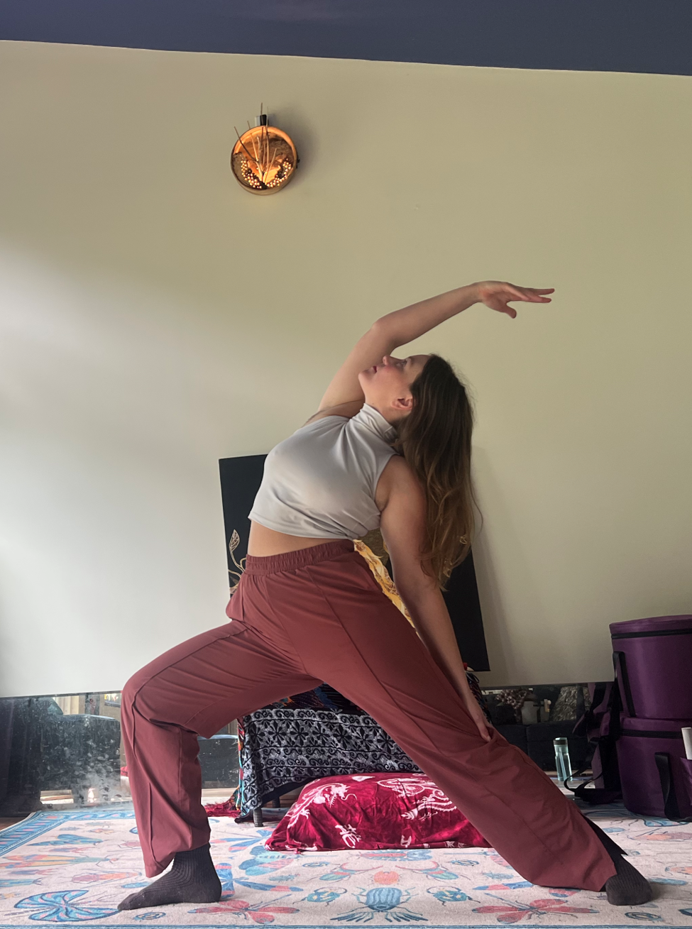 Tess Raine Robinson practicing yoga at StarryPines